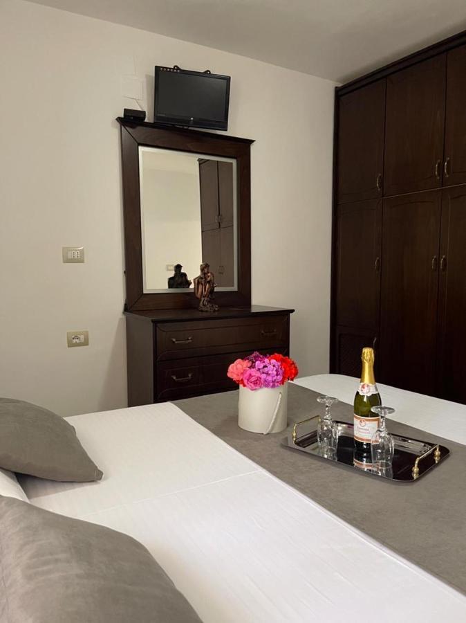 Guesthouse A&F Ksamil Esterno foto